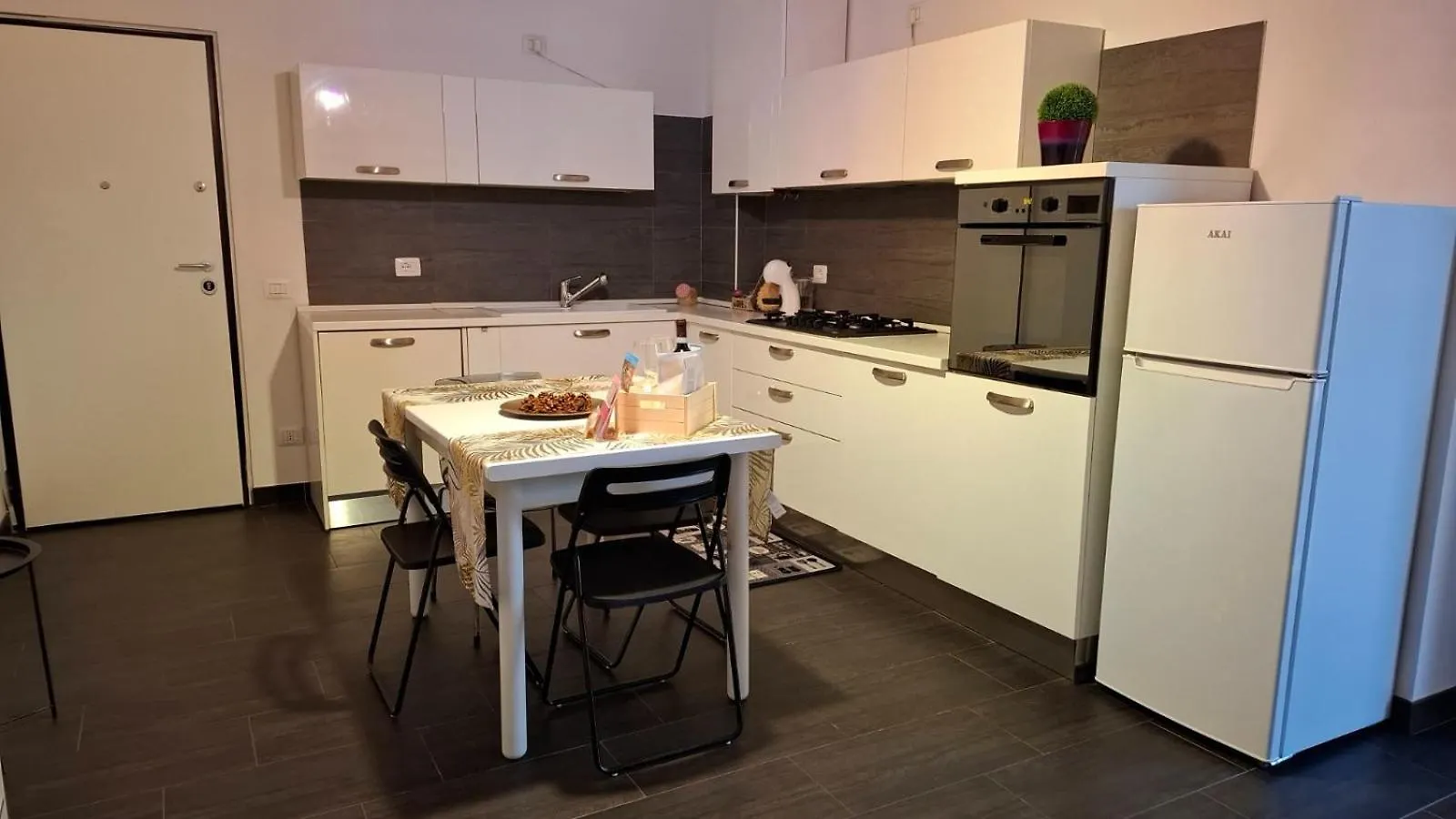 Vittoria Appartment Verona Italy